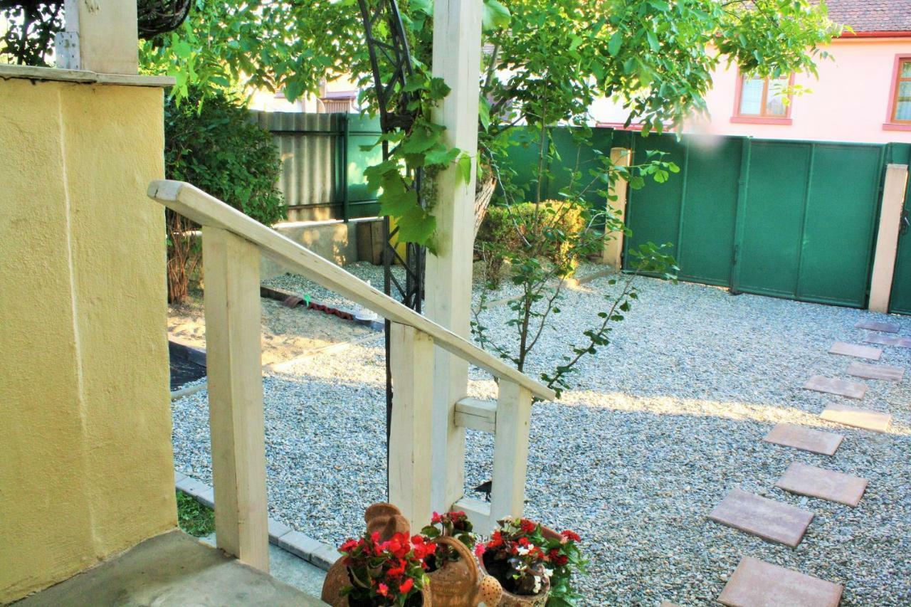Casa Cu Obloane Albastre Villa Sibiu Exterior foto